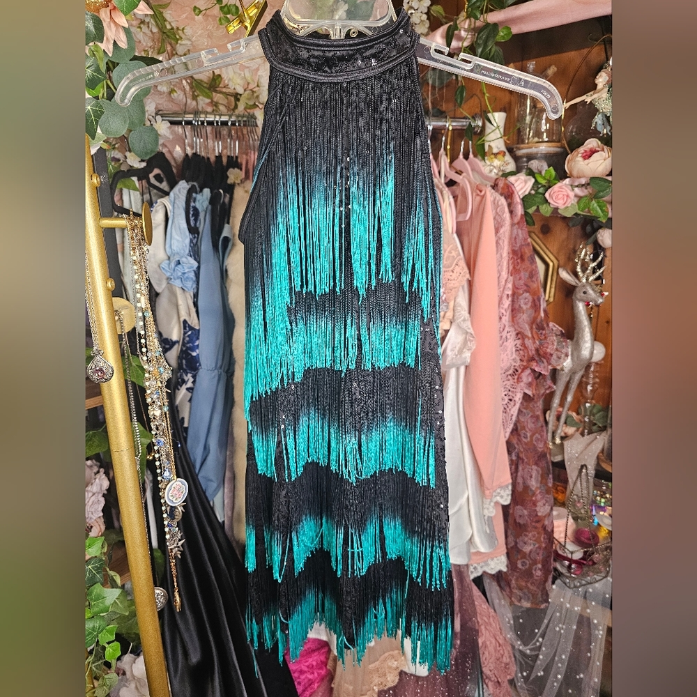 Weizmann larch child dance costume
